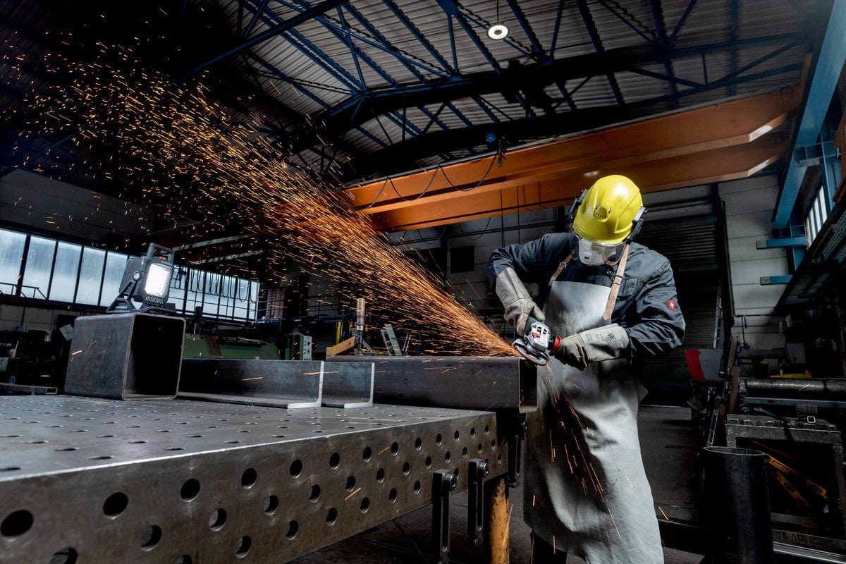 18V Compact Cordless Site Light, 4000 Lumen BSA18LED 601505850 by Metabo