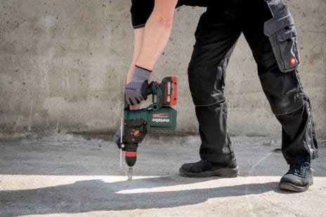 KH 18 LTX BL 28 Q CORDLESS HAMMER - 601715850 by Metabo