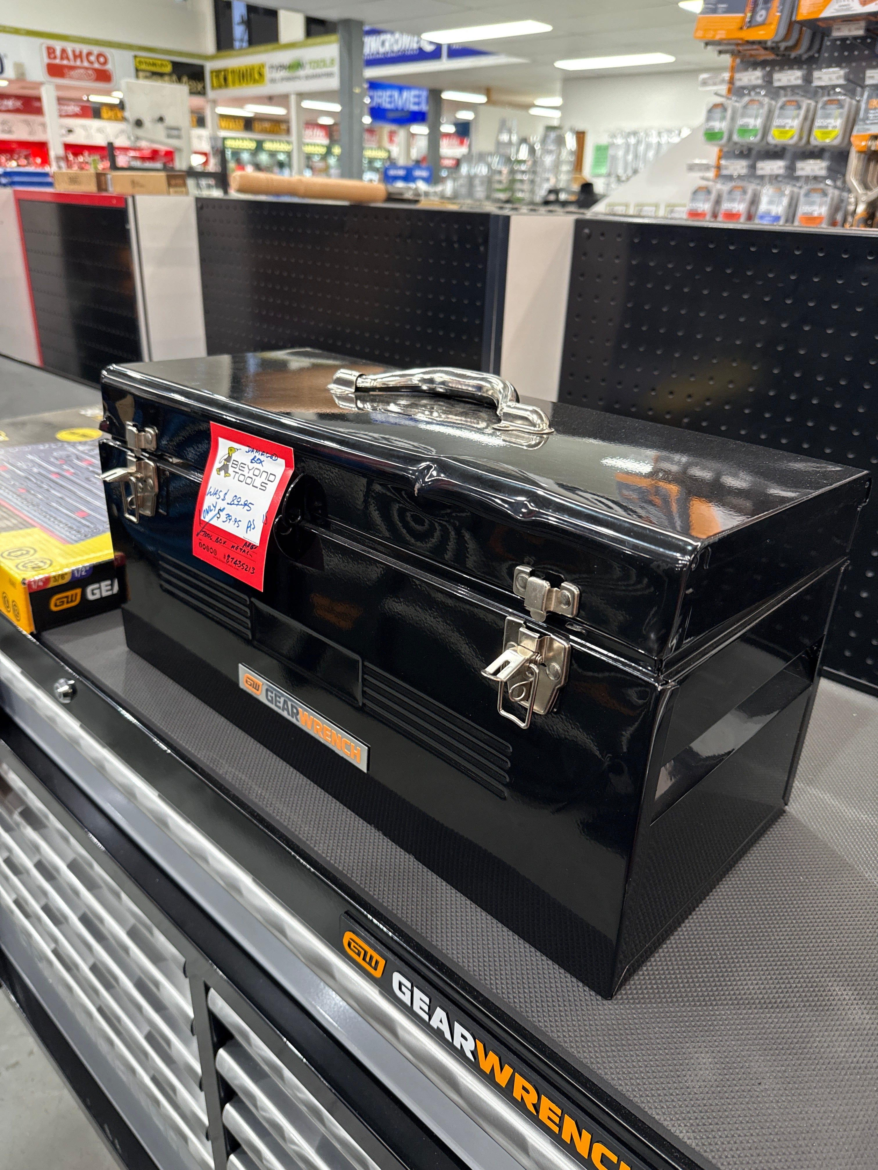 GEARWRENCH Metal Tool Box 83148 *Discontinued* Scratch & Dent Unit