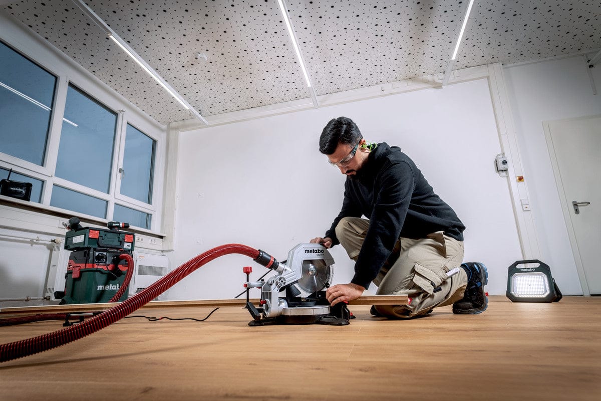 Metabo 216mm Compound Mitre Saw With Laser KS 216 M 610216190