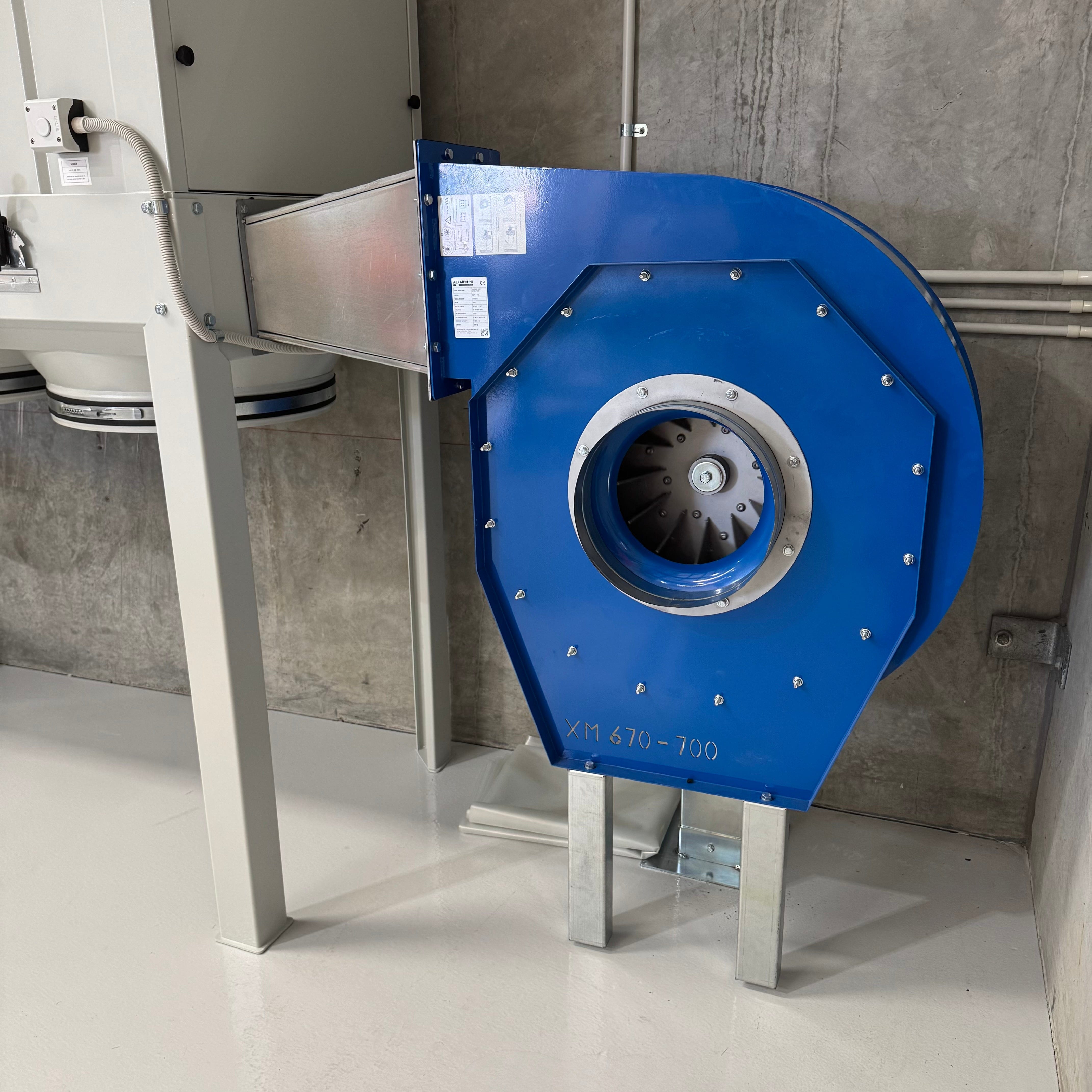 Silenced Dust Collector 7.5HP Euro 4S by Alfarimini