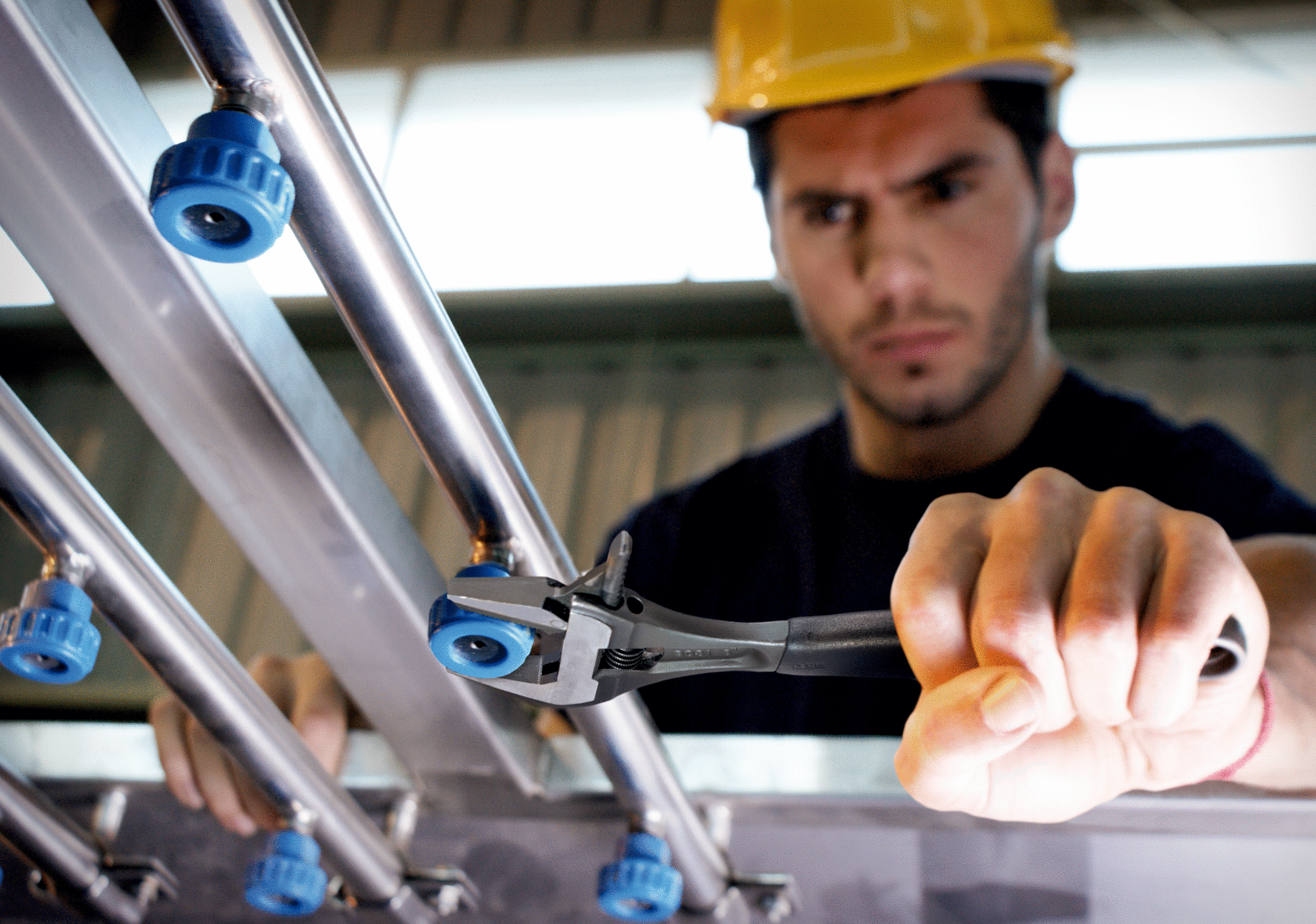 Reversible Extra Wide Opening Jaw Adjustable Wrench with Rubber Handle - 9031P by Bahco