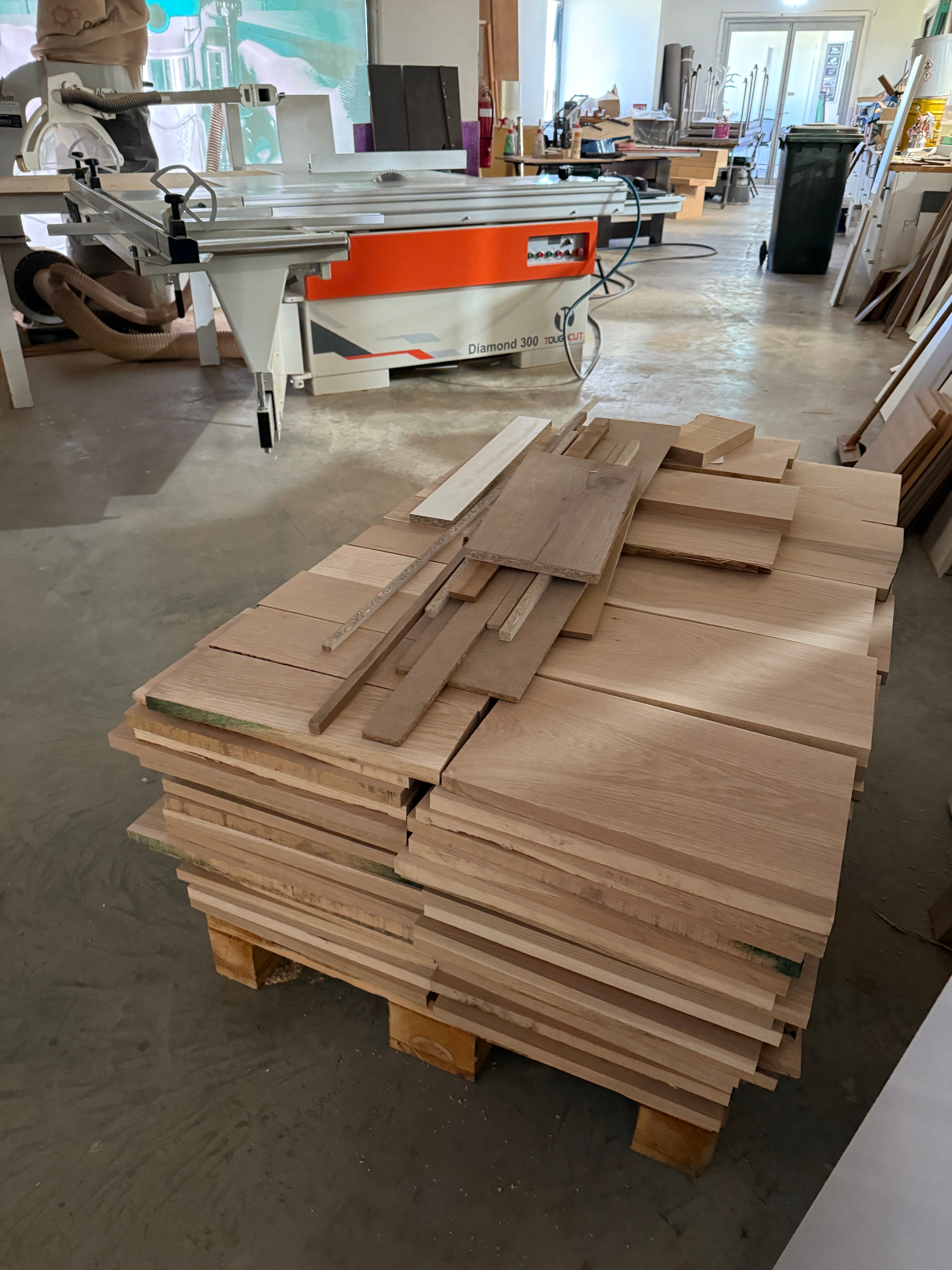 ToughCut 315mm (12") 3HP 2.6m Sliding Table Automatic Rise / Fall & Tilt Panel Saw 240V Diamond 300