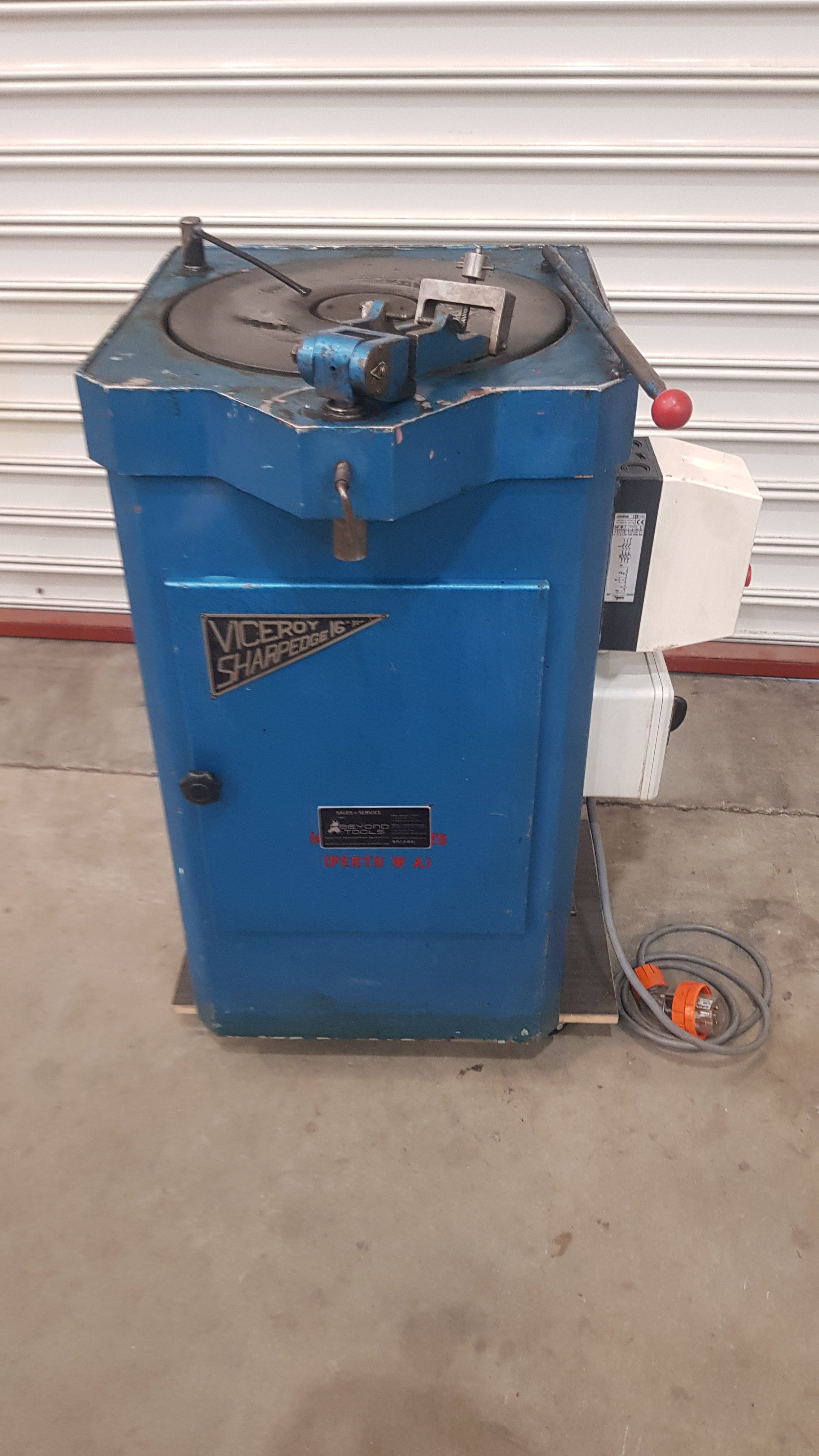 *Pre-Loved* 3PH 10AMP Chisel Bit Sharpener Viceroy Sharpedge Machine By Esso