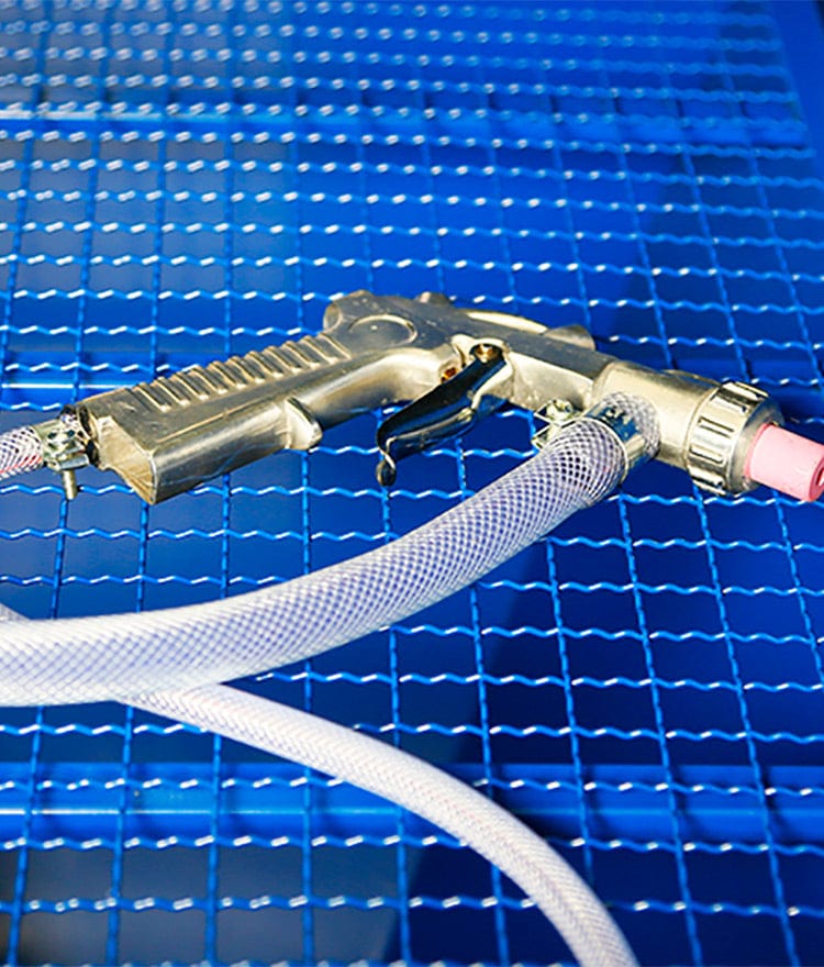 TradeQuip 220L Floor Mounted Sand Blasting Cabinet 3051