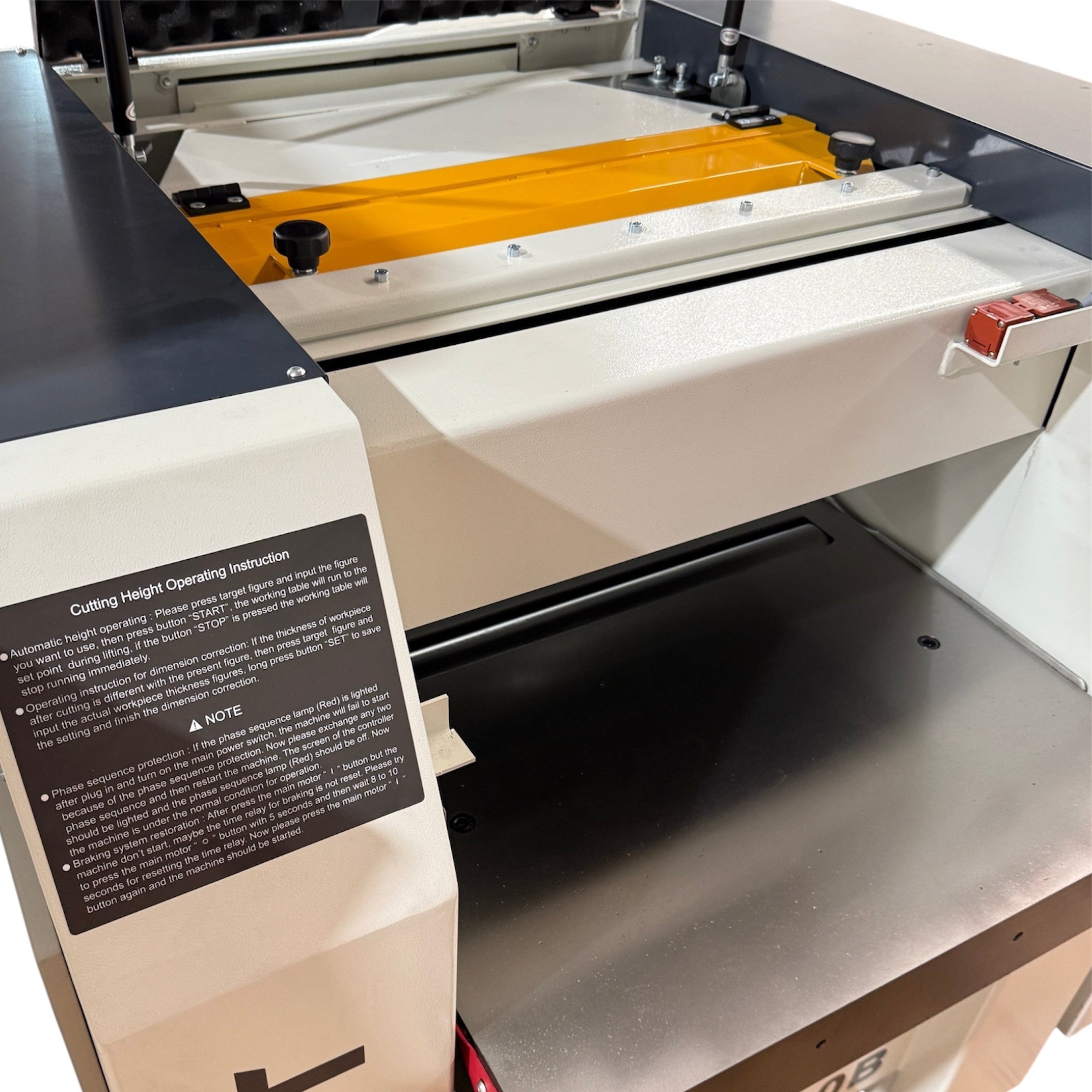 Woodfast 630mm (25") Industrial Thicknesser with Spiral Head Cutter Block 10HP 415V TH630B