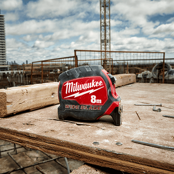 8m Wide Blade Horizontal Tape Measure 48220208H by Milwaukee
