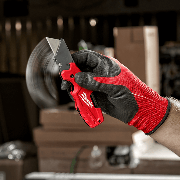 Milwaukee FASTBACK™ 6 In 1 Folding Utility Knife 48221505