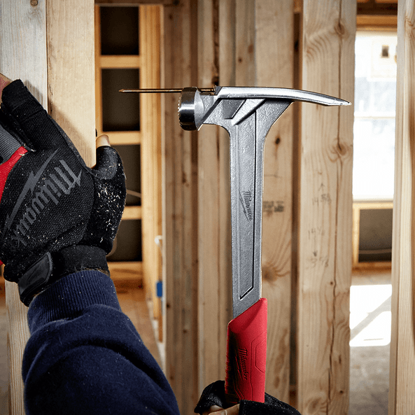 Milwaukee 17Oz Smooth Face Framing Hammer 48229017A