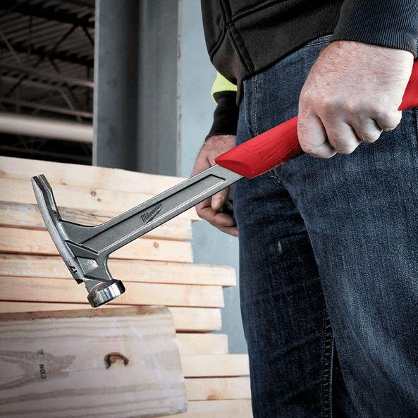Milwaukee 17Oz Smooth Face Framing Hammer 48229017A