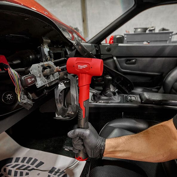 Milwaukee 28oz Dead Blow Hammer - 48229150