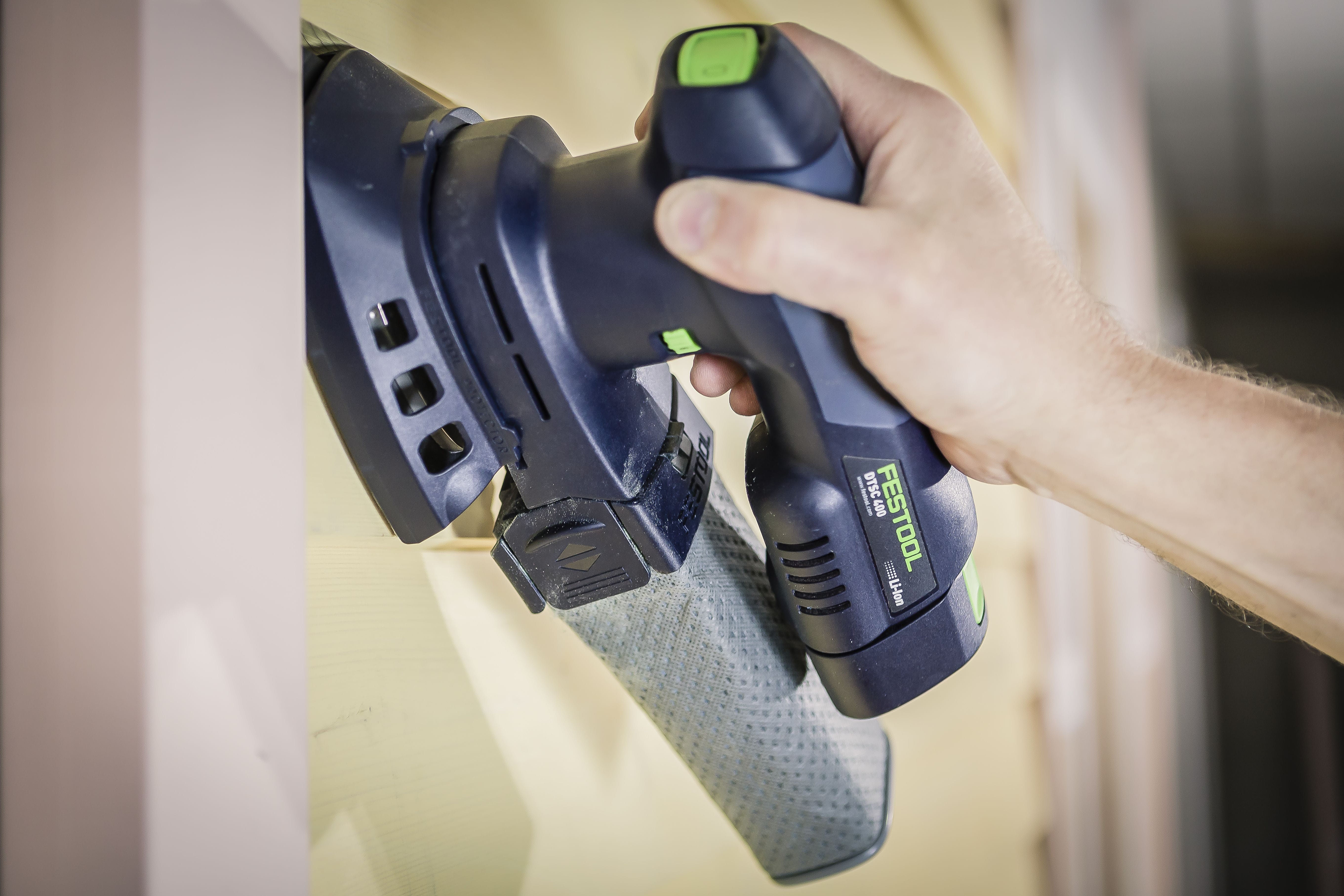 DTSC 400 18V 100mm x 150mm Cordless Orbital Iron Head Sander Basic in Systainer Bare (Tool Only) 577507 by Festool
