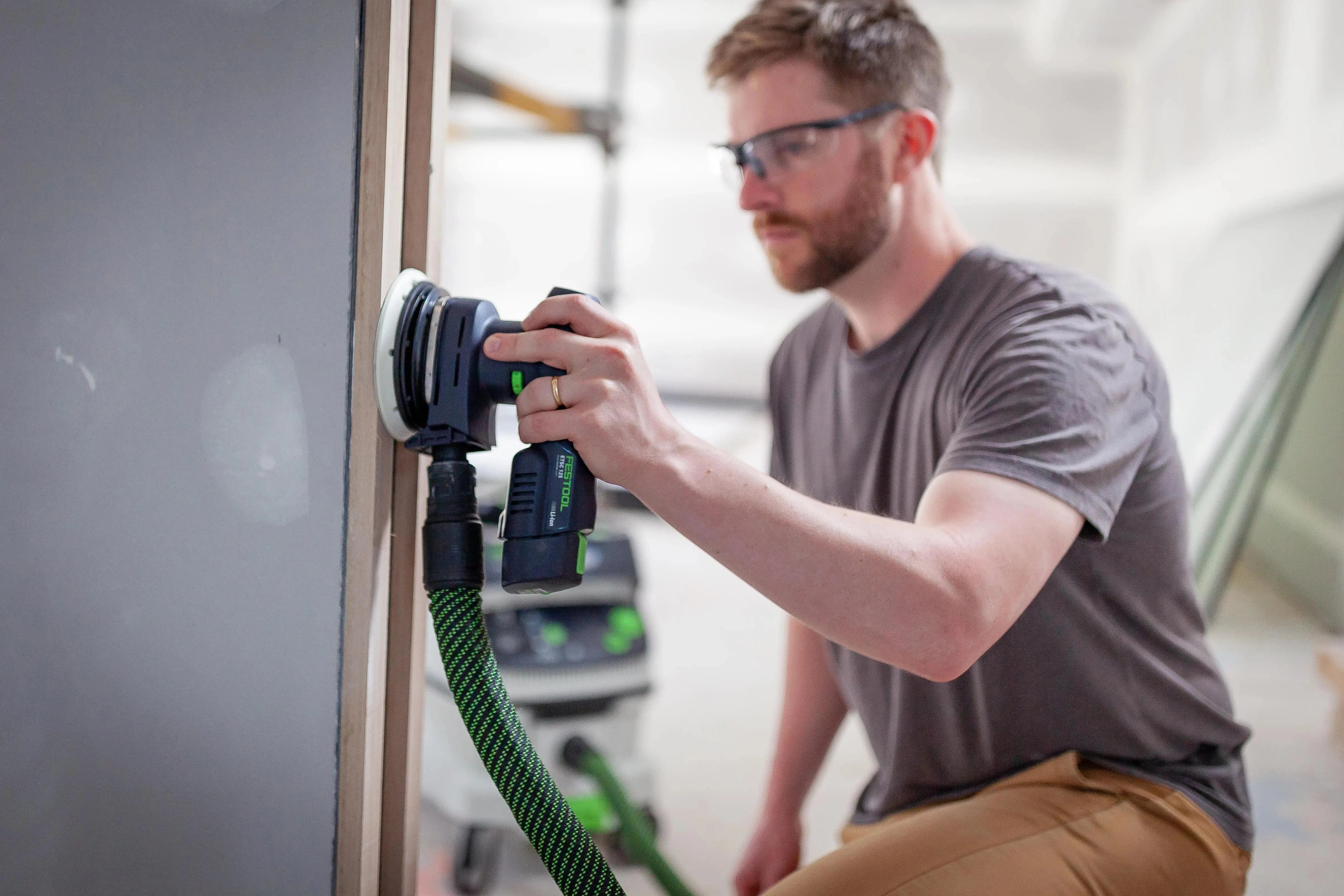 Festool ETSC 125 18V 125mm Cordless Random Orbital 2mm Sander Bluetooth 3.0Ah Set in Systainer 578145