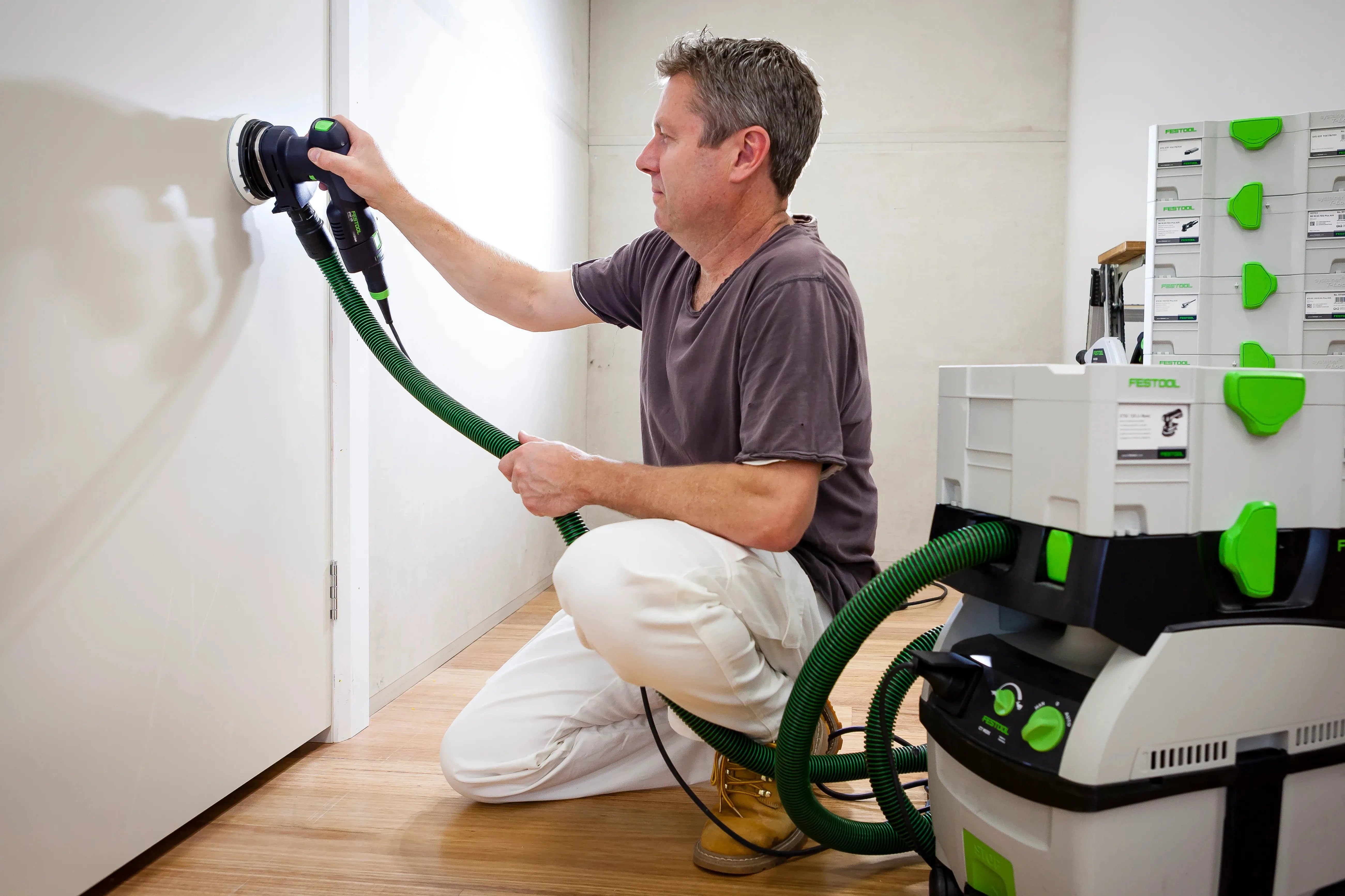 Festool ETSC 125 18V 125mm Cordless Random Orbital 2mm Sander Bluetooth 3.0Ah Set in Systainer 578145