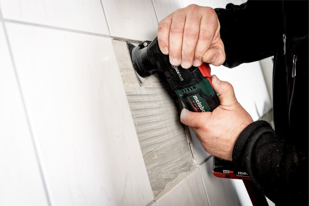 18V 4.0Ah Multi Tool Kit MT 18 LTX BL QSL (613088800) by Metabo