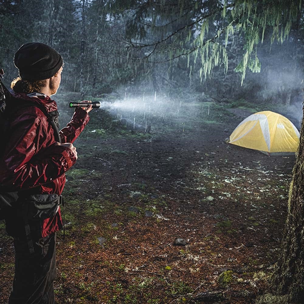 Coast Rechargeable 4500 Lumen Torch COAXP14R (811811)