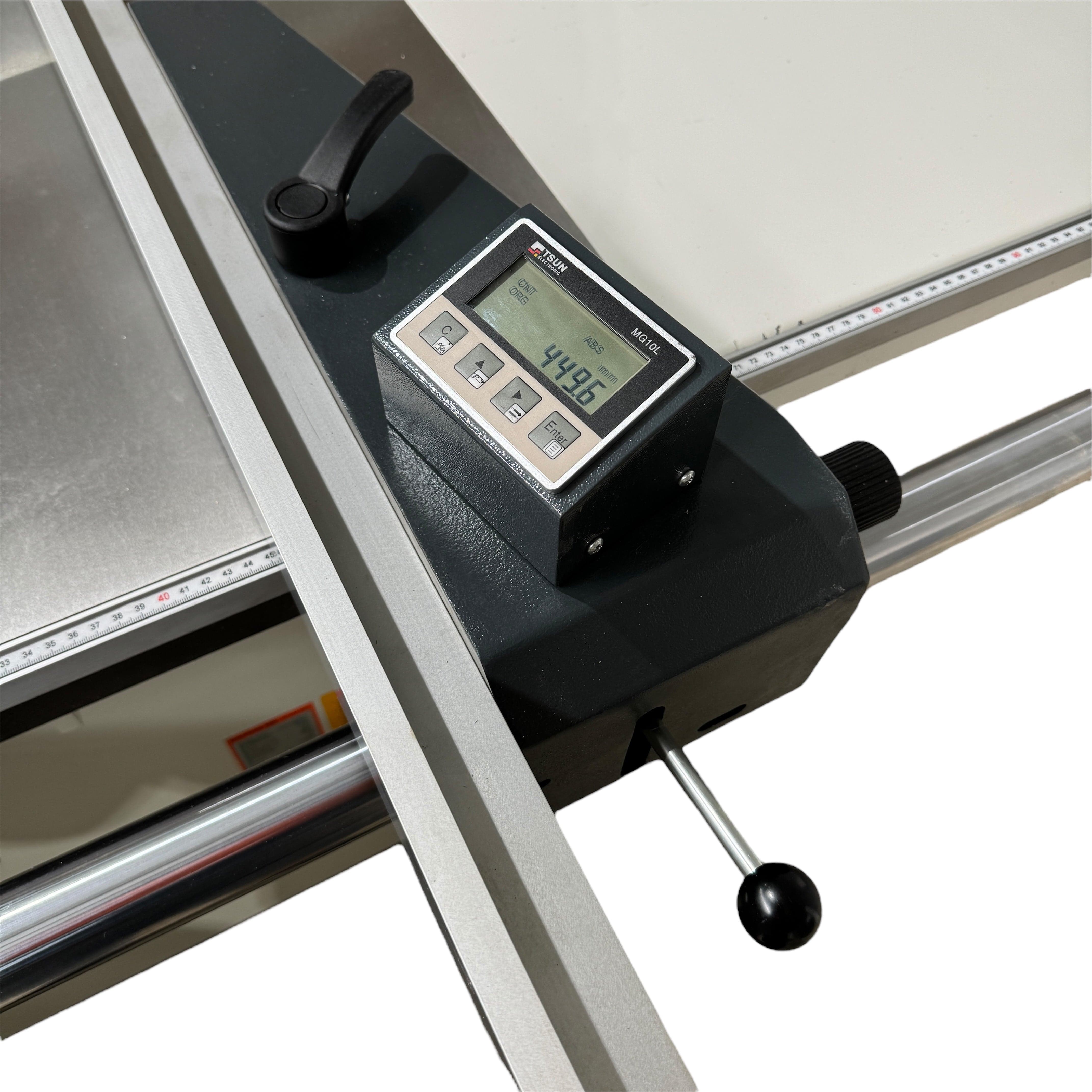 Woodfast 400mm (16") 7.5HP 3.2m Sliding Table Automatic Rise / Fall & Tilt Panel Saw 415V