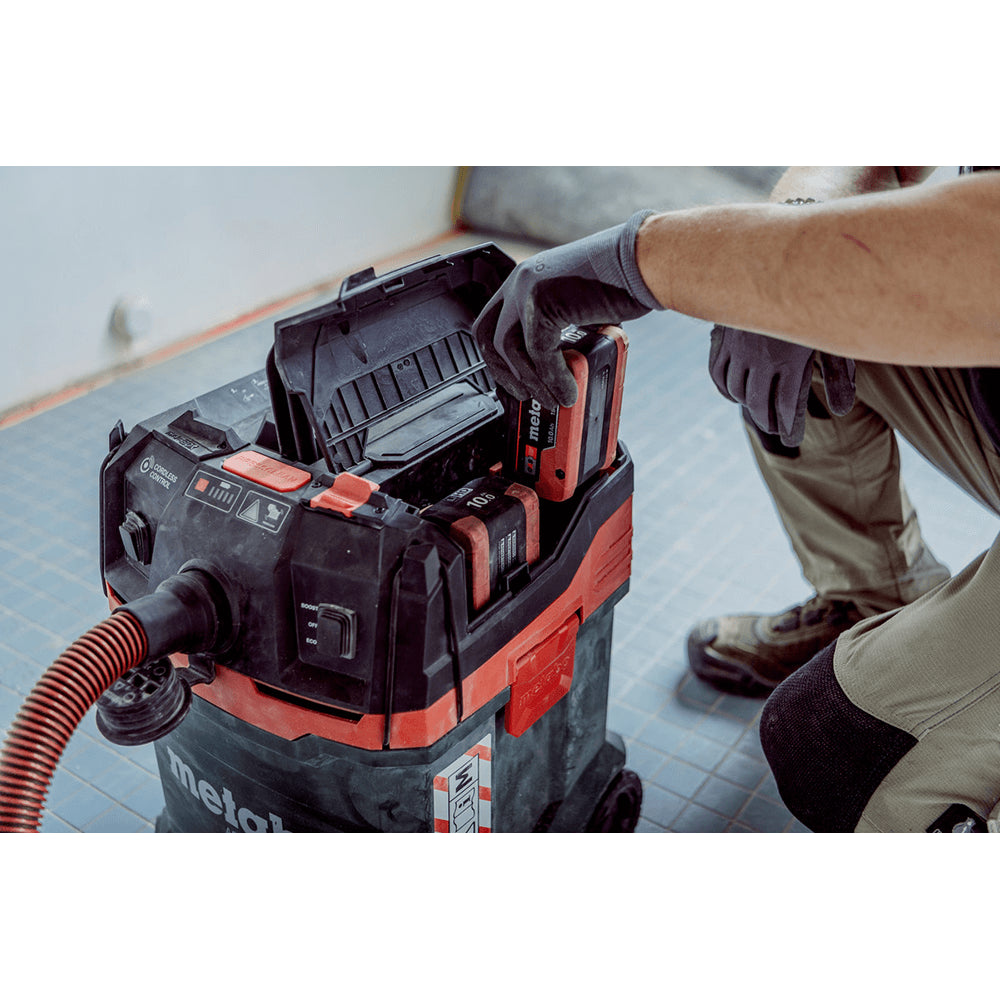 Metabo 36V (18x2) 10.0Ah 30L Cordless M-Class Wet & Dry Dust Extraction Vacuum Kit AU60207400