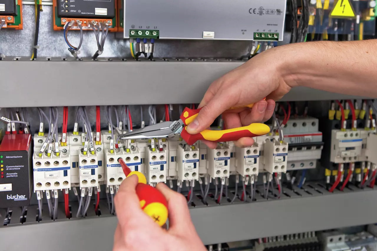 Wiha 3Pce Plier Set Professional Electric 26852