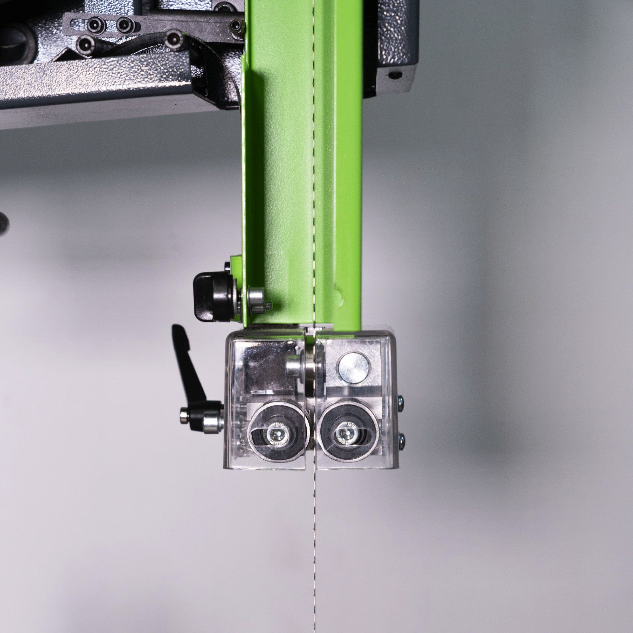 Woodfast 450mm (18") Deluxe Wood / Metal Bandsaw with Electronic Variable Speed 2.5HP 240V BS450A-EVS