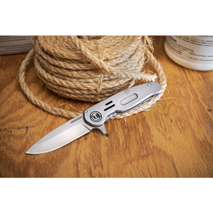 64mm/ 2.58" Low Profile Pocket Knife - CPK258FL by Crescent