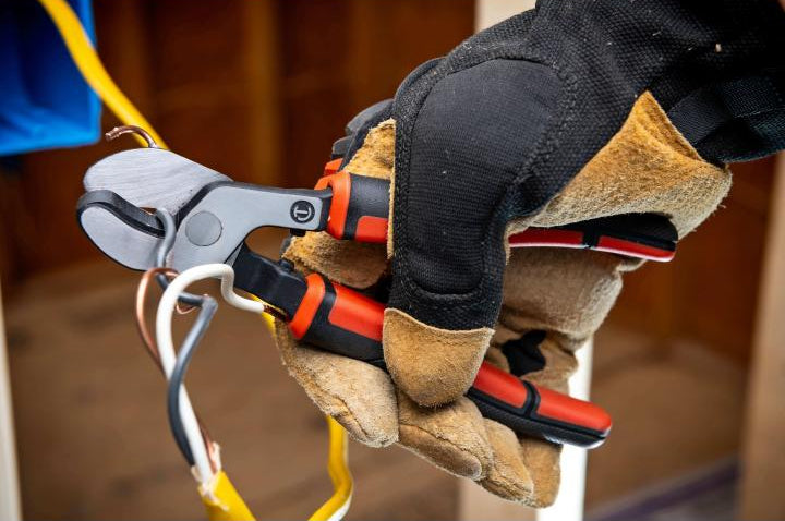 Crescent 9-1/2" Electrical Cable Cutter CT0890ECC