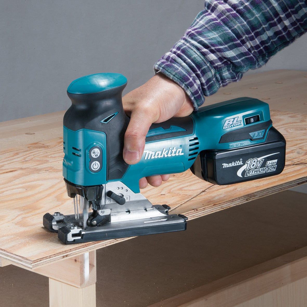 Makita 18V Brushless Barrel Handle Jigsaw Bare (Tool Only) DJV181Z