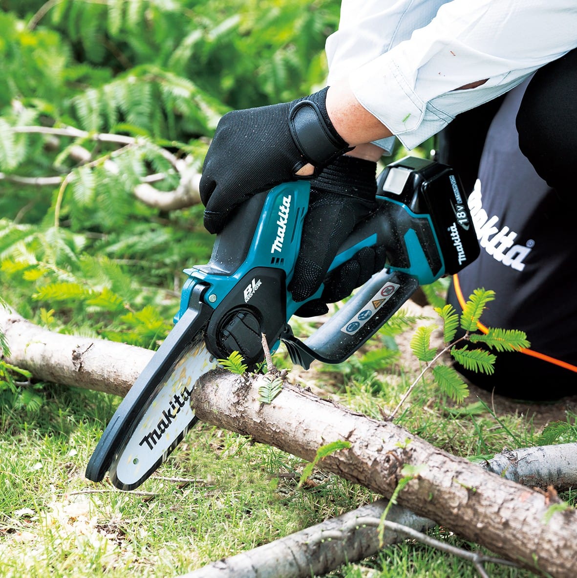 18V 150mm Brushless Pruning Saw Kit DUC150SF by Makita