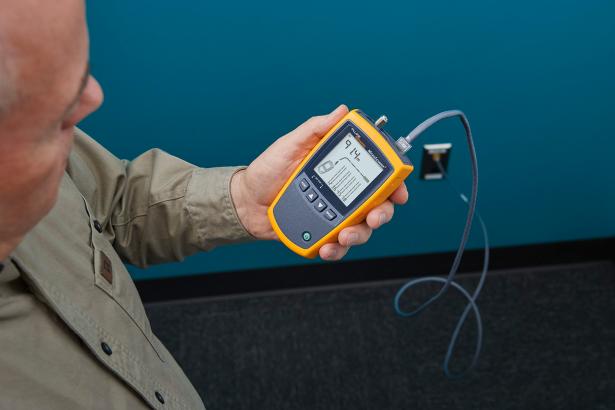 MicroScanner² Cable Verifier Series FLUMS2100 by Fluke