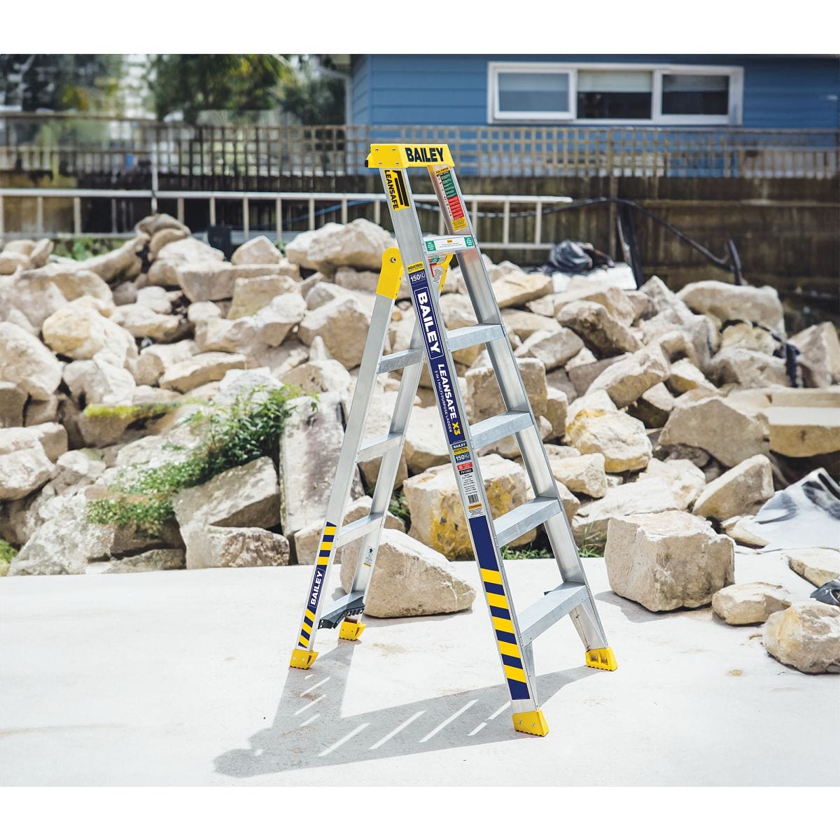 3 in 1  Lean Safe Ladder 150kg by Bailey