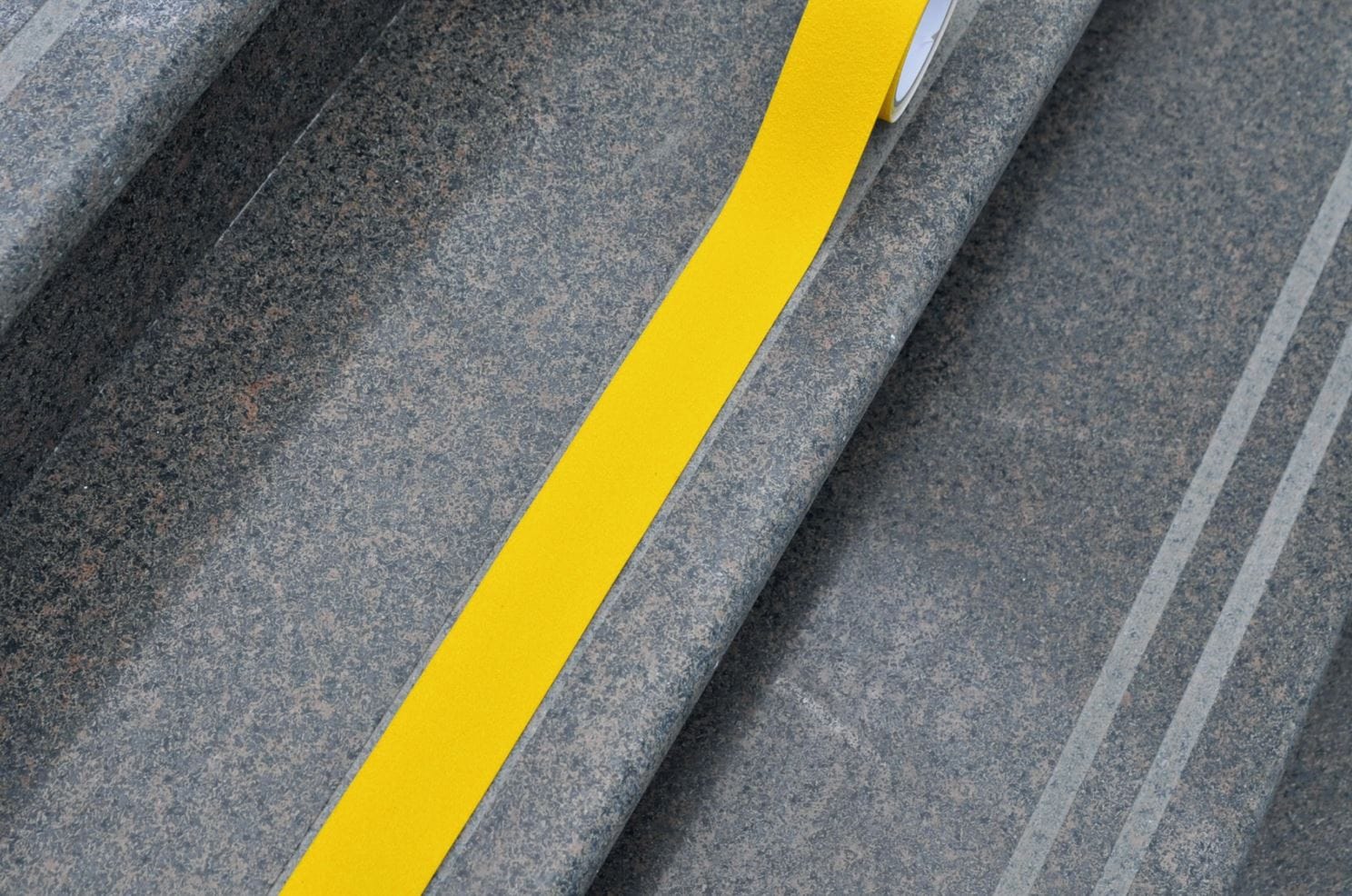 DTA 25mm Yellow Gecko Anti-Slip Tape - 5m