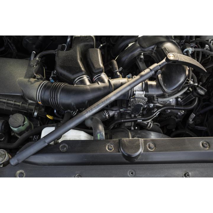 736mm/29” x 1219mm/48” Extendable Pry Bar 82248 by GEARWRENCH