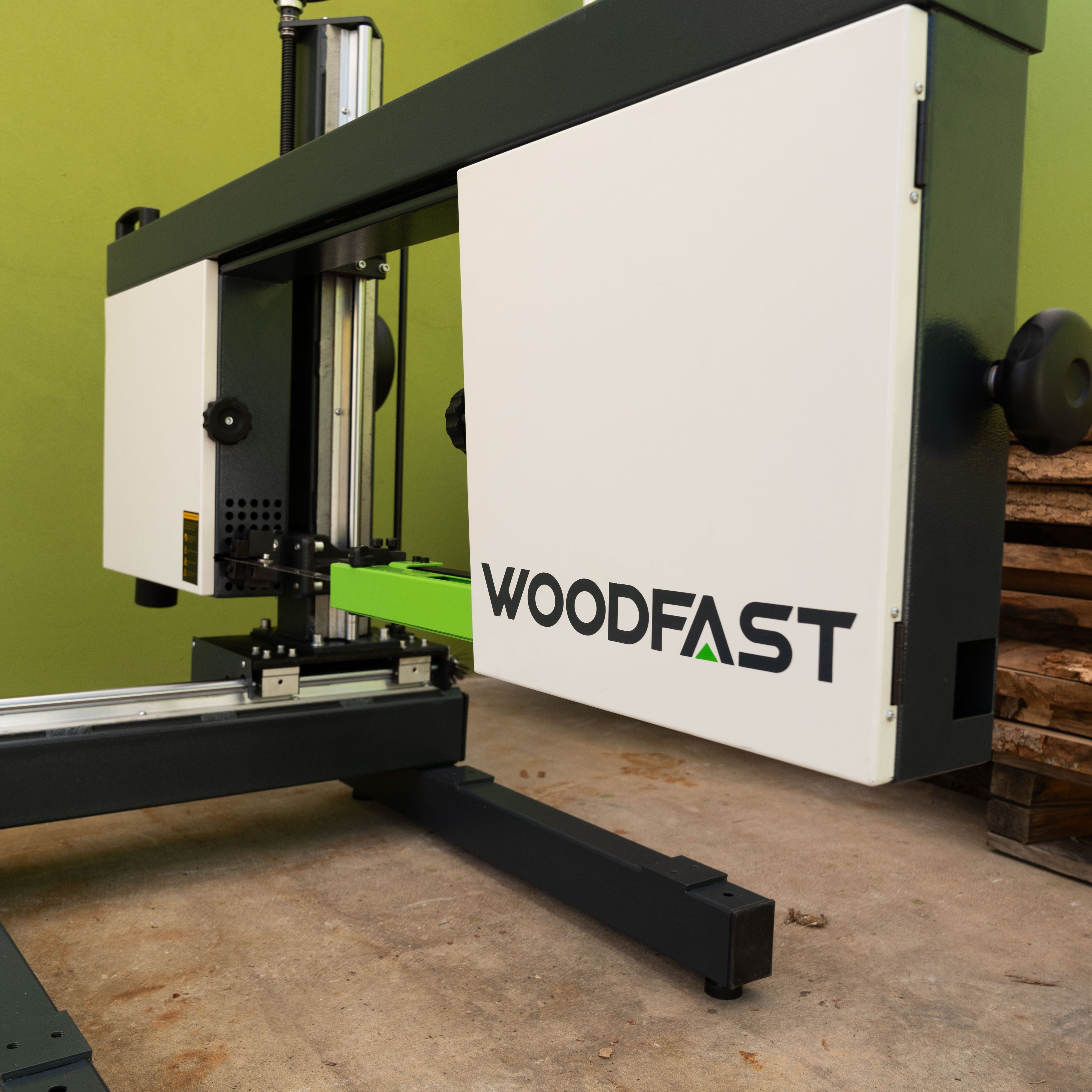 Woodfast 2.4m 3HP Sawmill 240V HB350B