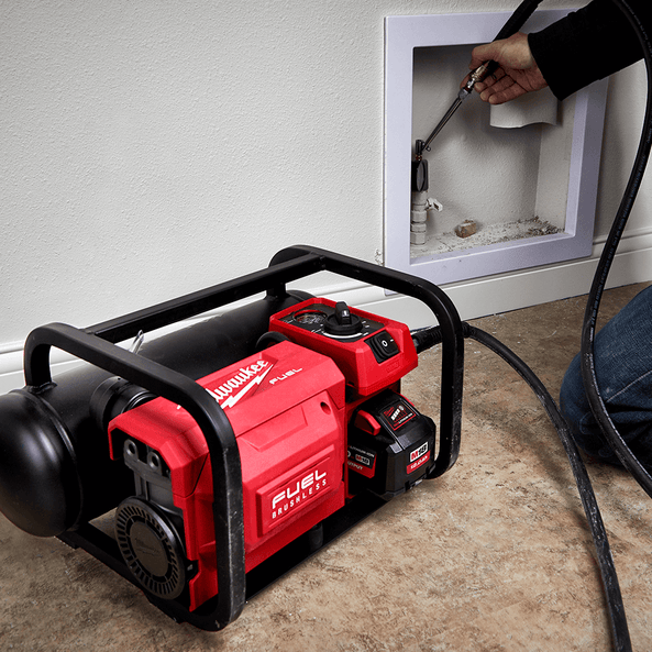 Milwaukee 18V FUEL™ Air Compressor Bare (Tool Only) M18FAC-0