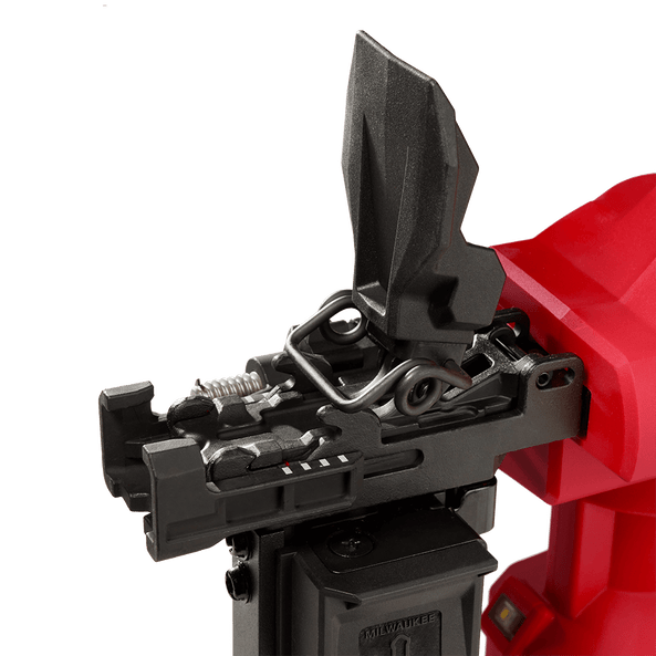 18V 5.0Ah FUEL™ Fencing Stapler Kit M18FFUS502C by Milwaukee