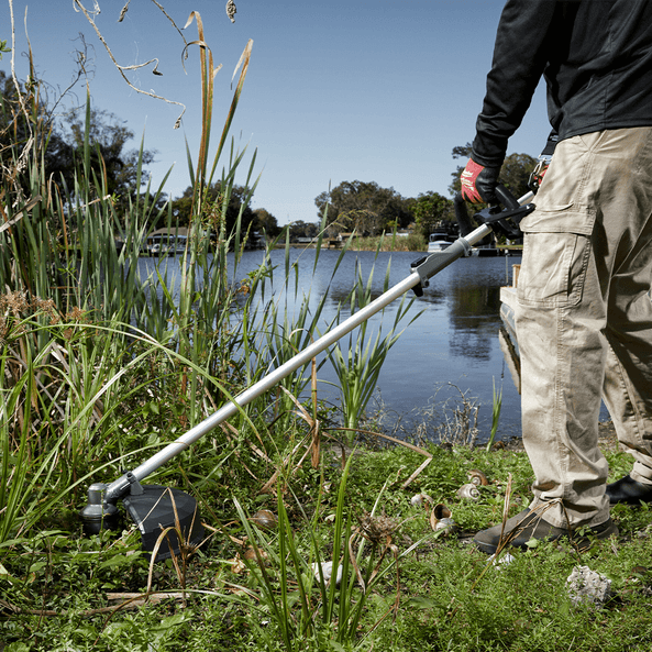 M18 FUEL™ Brushcutter Attachment M18FOPHBCA by Milwaukee