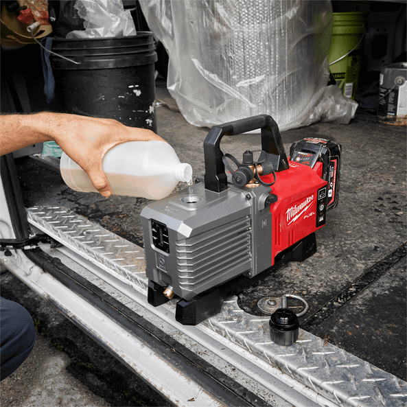 18V FUEL™ 5CFM HVAC Vacuum Pump Bare (Tool Only) M18FVP50 by Milwaukee