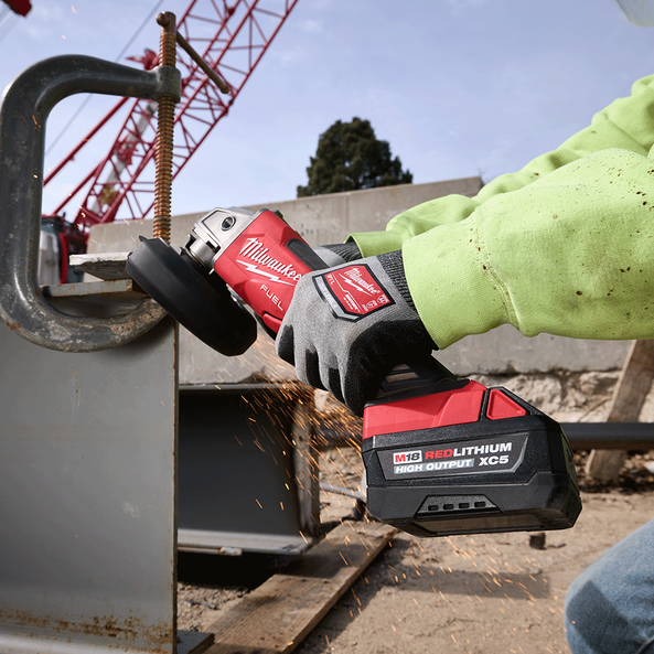 Milwaukee M18™ REDLITHIUM™ HIGH OUTPUT™ XC5 5.0Ah Battery M18HB5