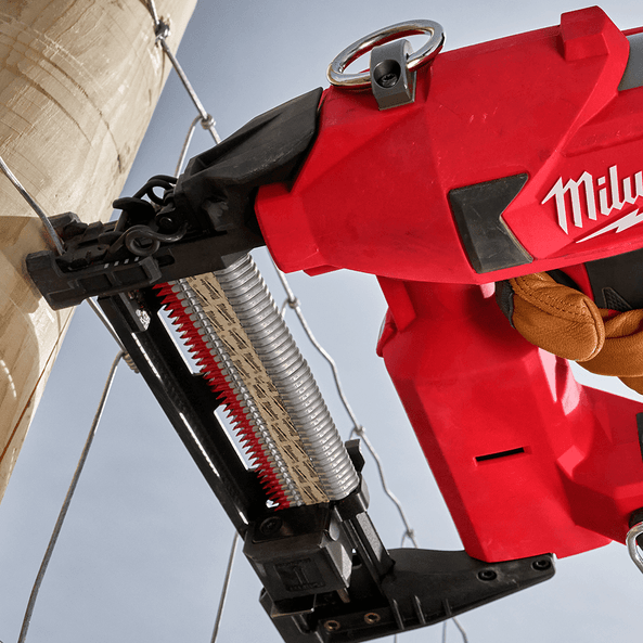 Fencing Staples 9GA/4mm 960Pce by Milwaukee