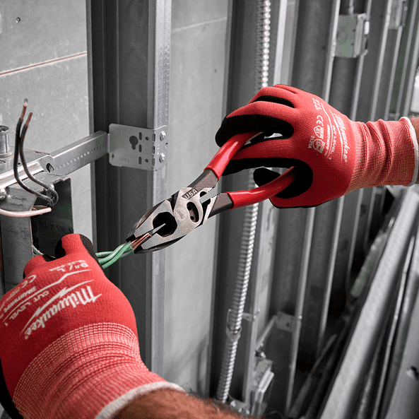 Milwaukee USA Made Dipped Grip 228mm (9") Linesman Pliers With Crimper MT500C