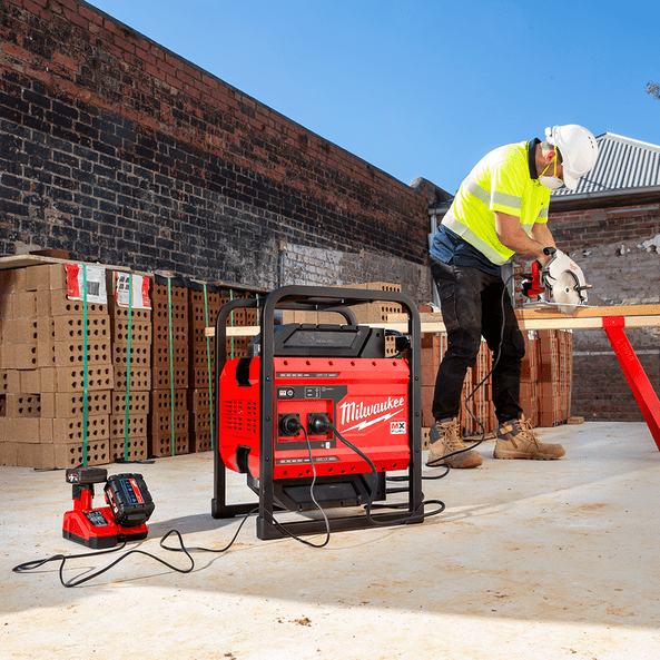 MX FUEL™ Power Supply - MXFPS-0 by Milwaukee