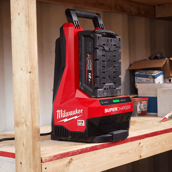 MX FUEL™ Super Charger - MXFSC by Milwaukee