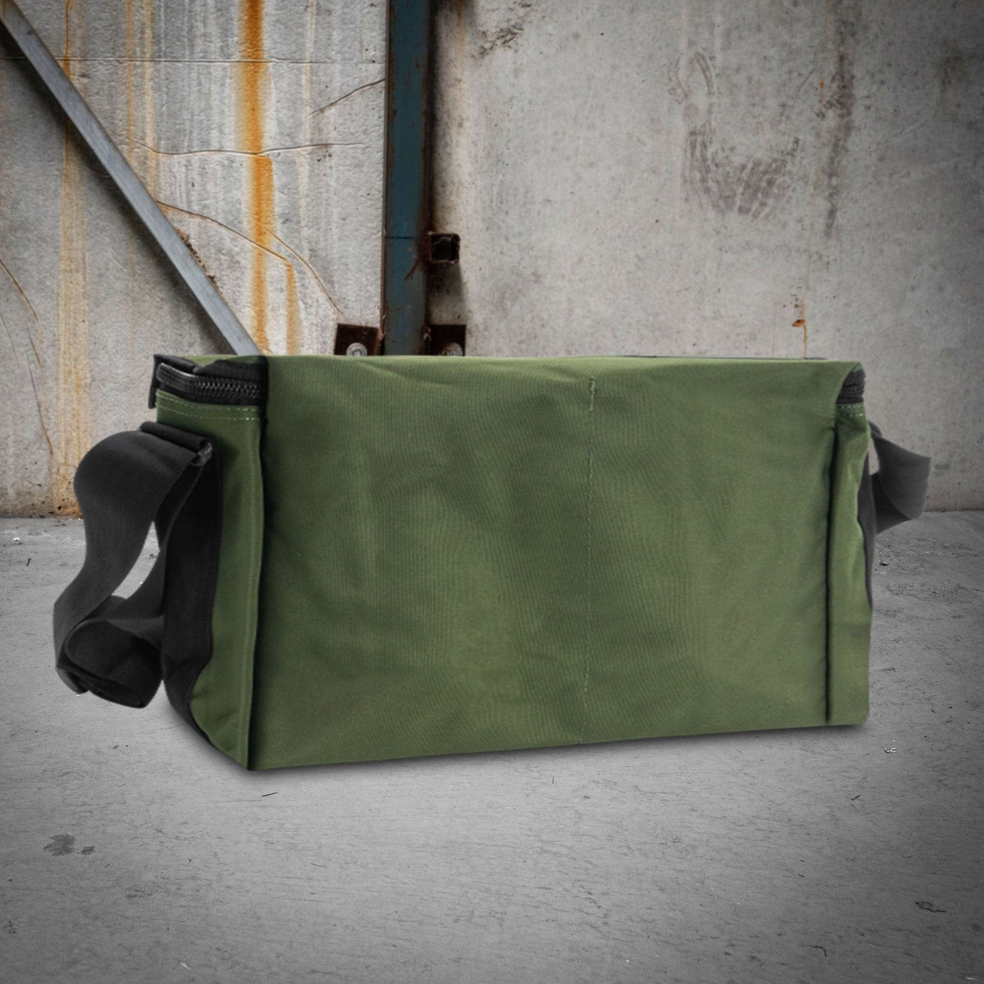 Essentials Large Canvas Bag Bag RXES05E212 by Rugged Xtremes