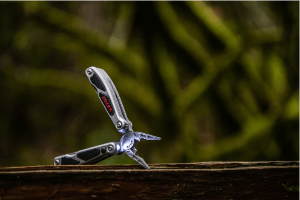 Multi Tool, 14 Tools - LED130 by Coast