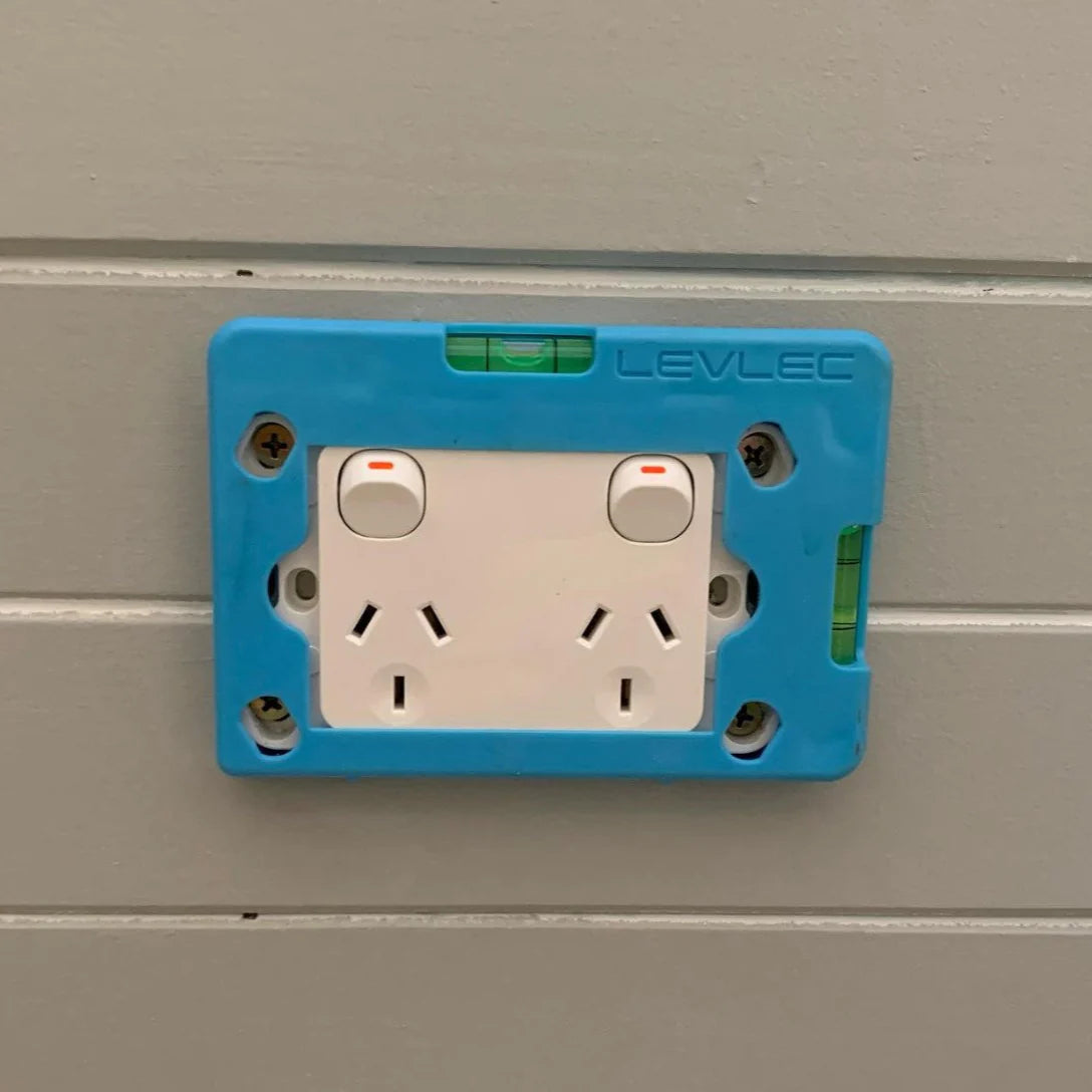 Levlec 2 in 1 Electricians Level CLASSIC