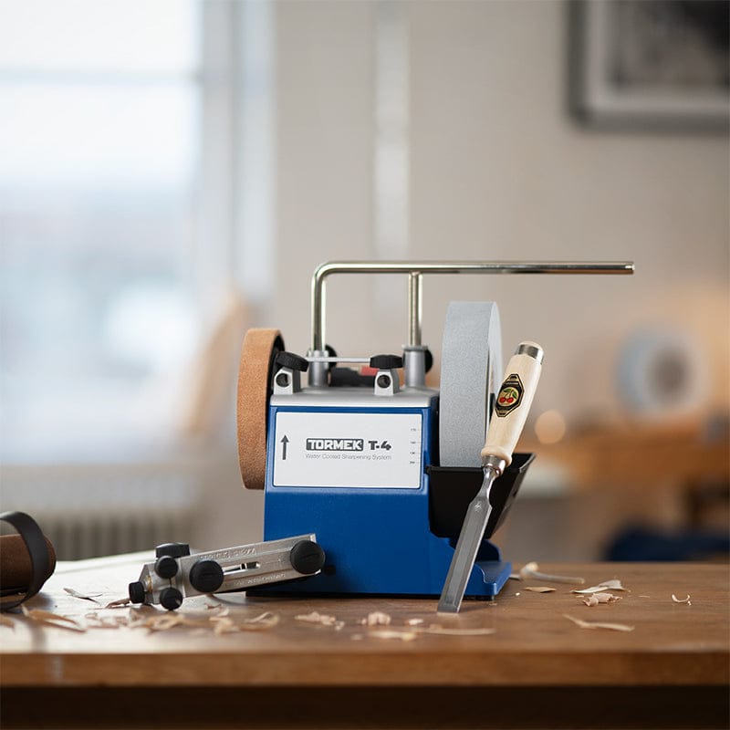 *Limited Edition* Tormek T-4 Water Cooled Tool Sharpening System with FREE SE-77 Square Edge Jig + Kirschen 20mm Chisel