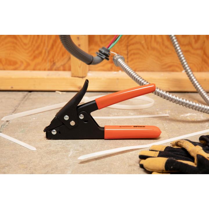 190mm Cable Tie Tensioning Tool WT1 by Wiss