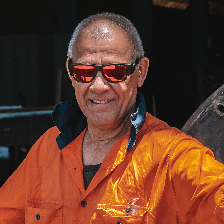 SafeStyle Fusions Matte Black Frame Mirror Red Polarised Lens