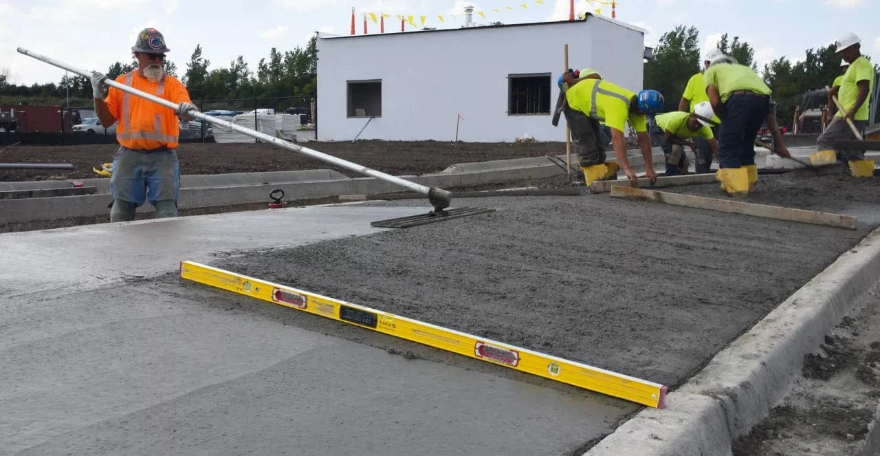 TECH 196 Electronic IP 65 Electronic Spirit Level by Stabila