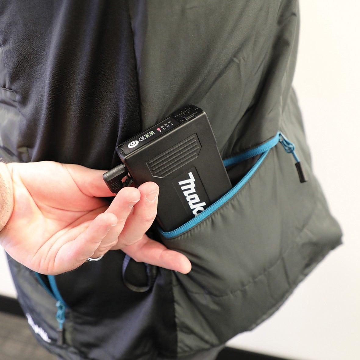 Makita 3.6V Li-Ion Power Bank BL1055B